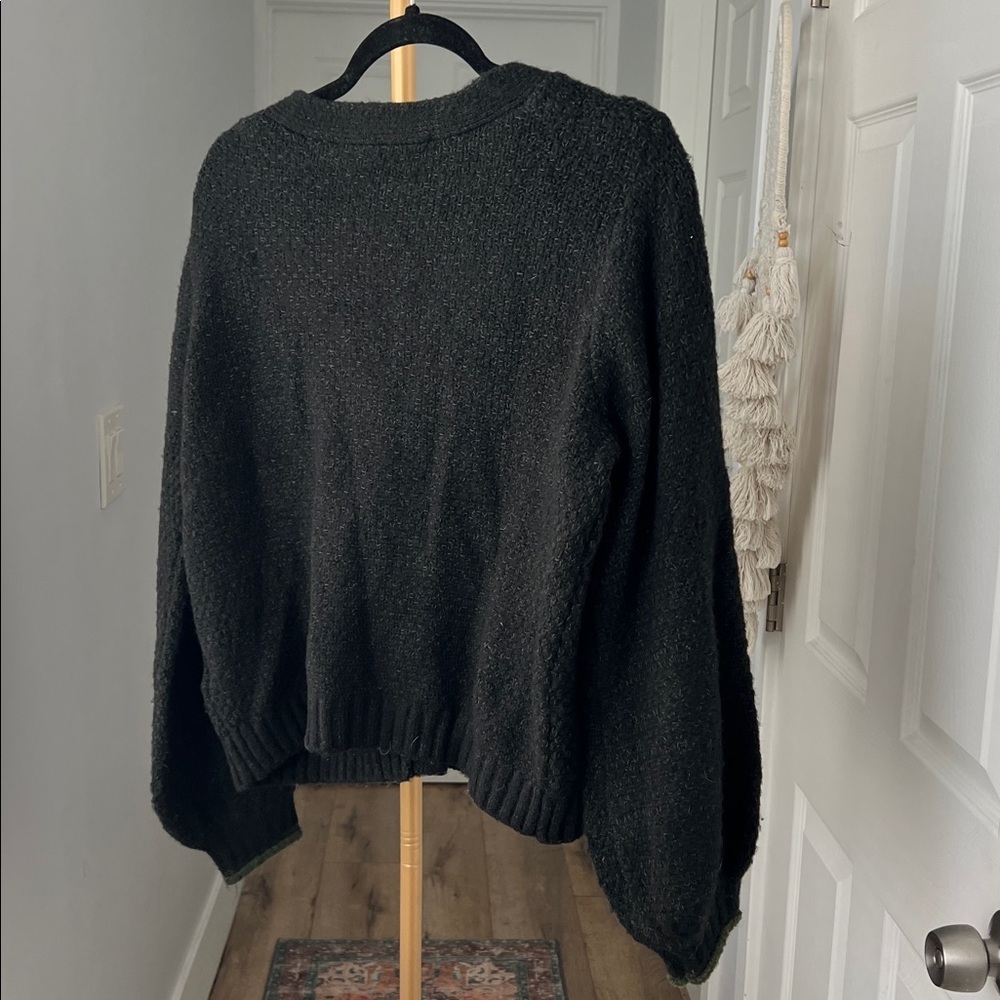 DISTURBIA Dawsonia Embroidered Knit Button Down Crop Cardigan Black M - Picture 6 of 8